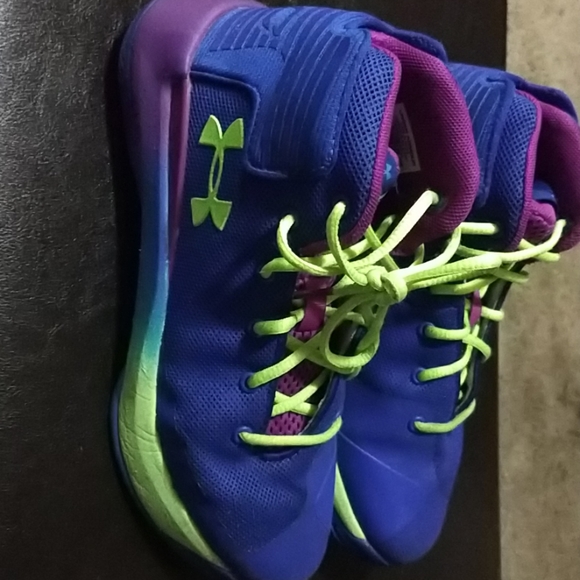 Under Armour Other - Under Armour Girls size 3